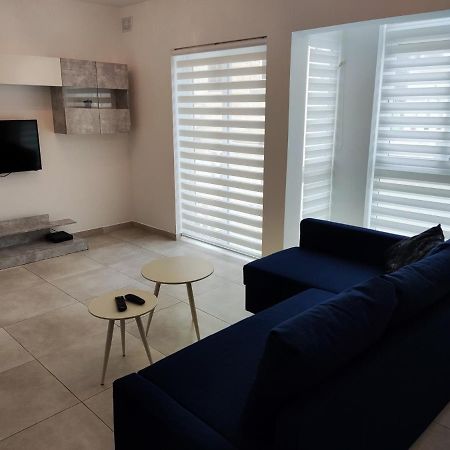 Modern Apartment In Gzira Экстерьер фото