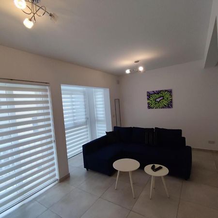 Modern Apartment In Gzira Экстерьер фото