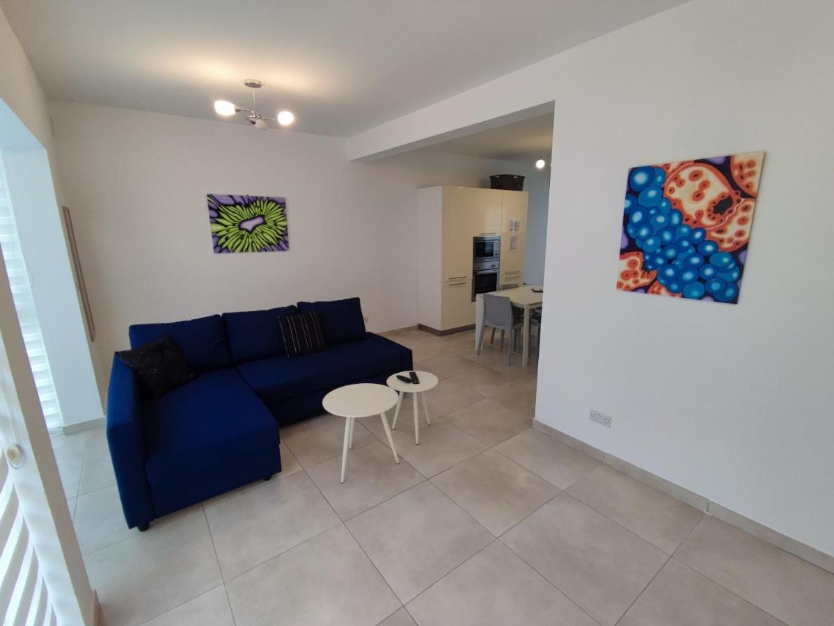Modern Apartment In Gzira Экстерьер фото